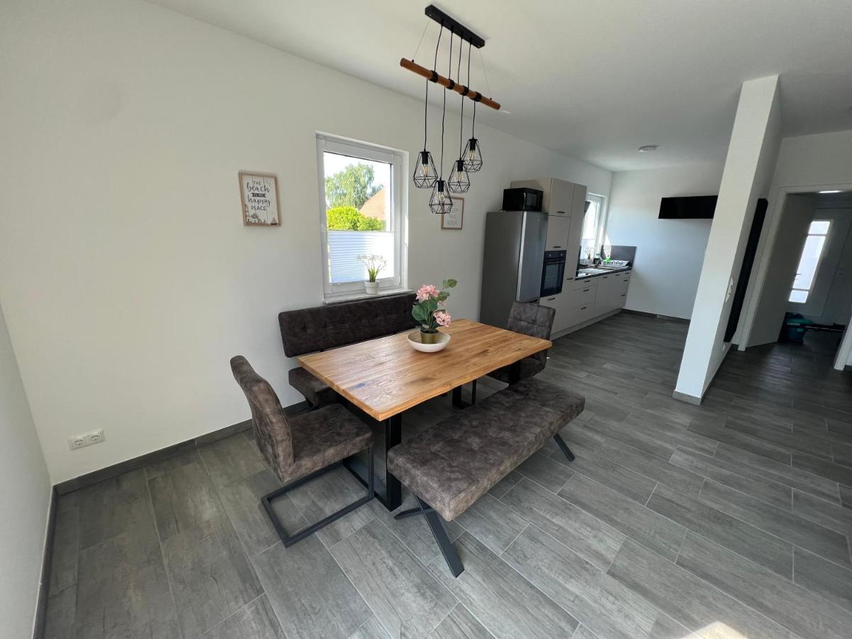 فيلا Doppelhaushaelfte Mit Terrasse Elmenhorst/Lichtenhagen المظهر الخارجي الصورة